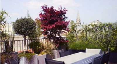 Aménagement paysager d'une terrasse avec vue à Toulouse