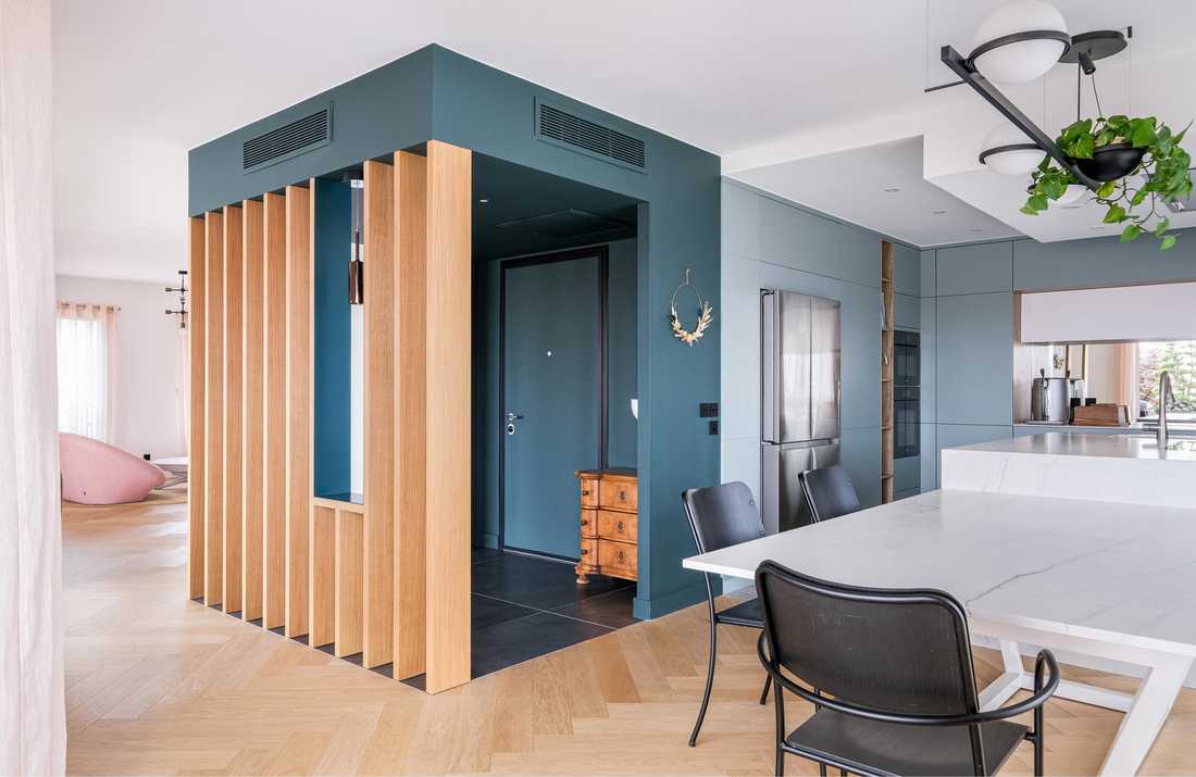 Entrée d'un appartement VEFA aménagé sur mesure par un architecte d'intérieur